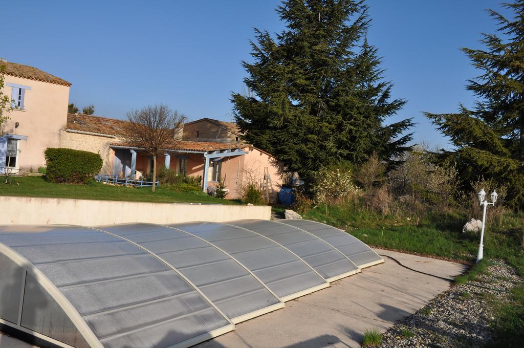 Hotel Le Petit Labouret Revest-du-Bion Exterior foto